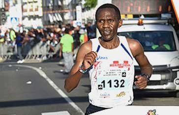 Jean-Damascène Habarurema vainqueur du semi-marathon de Fort-de-France