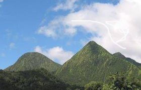 Vue panoramique des Pitons du Carbet, volcan emblématique du nord de la Martinique